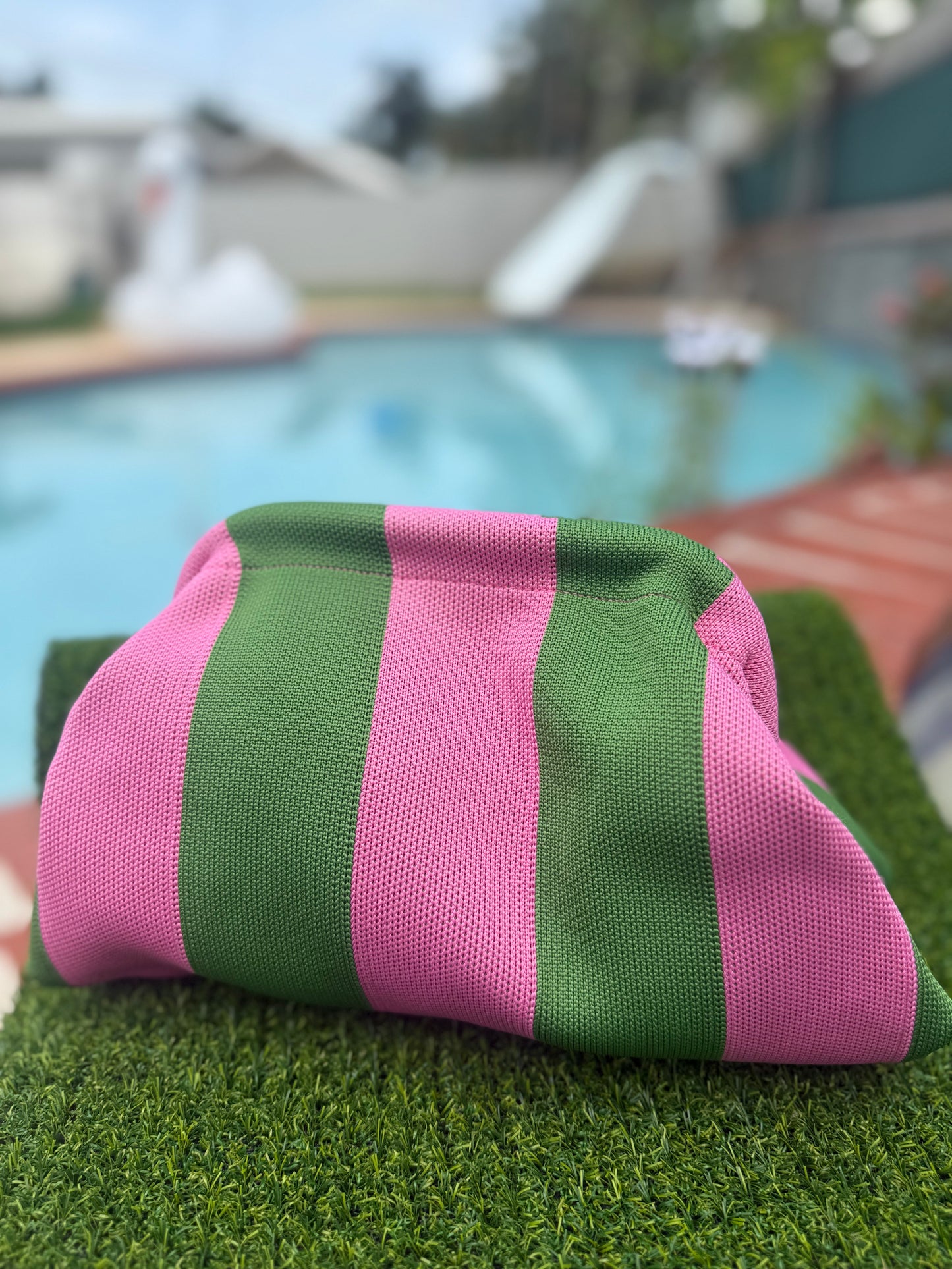 Color POP Clutch